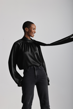 Load image into Gallery viewer, The Globe in Black