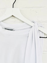 Load image into Gallery viewer, LE T-SHIRT ASYMMETRIC
