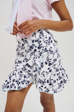 Load image into Gallery viewer, The Flore skirt in white