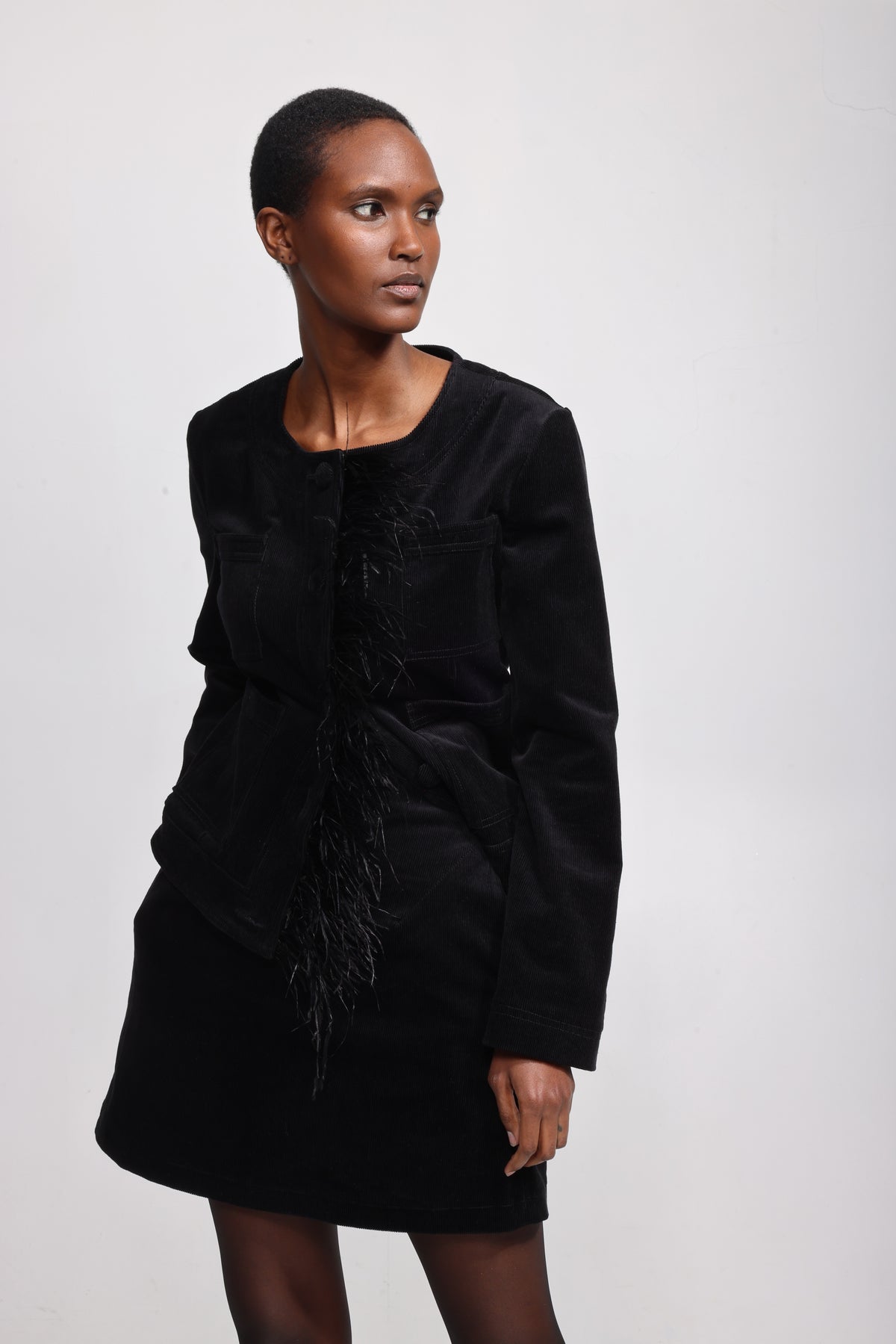 Saskia Long feathers