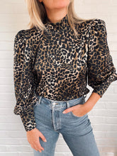 Load image into Gallery viewer, The Aude Top in Leopard
