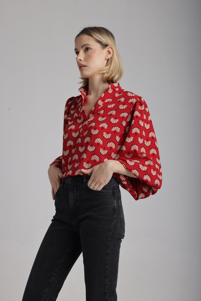 The Dominique in Red