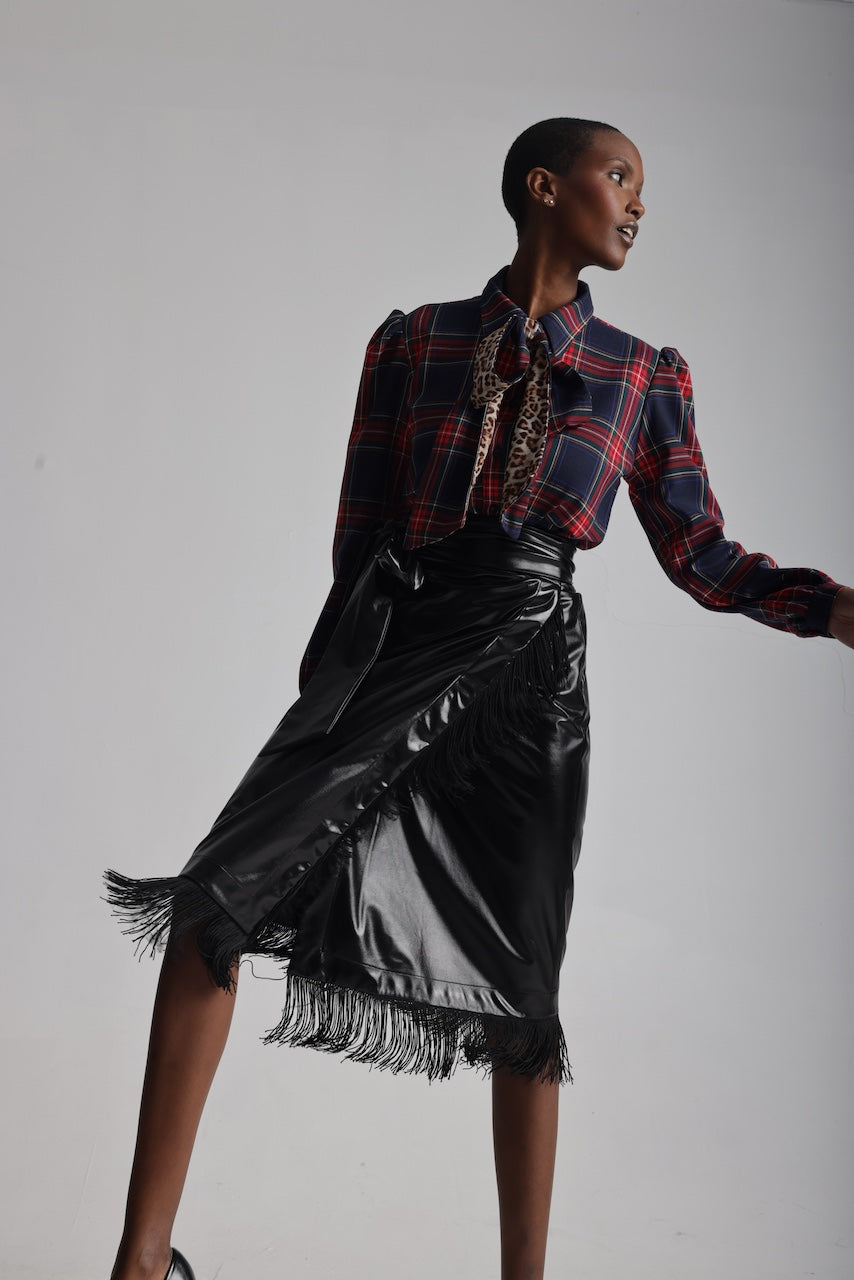 The Tika with Fringes – Leledebaltzac