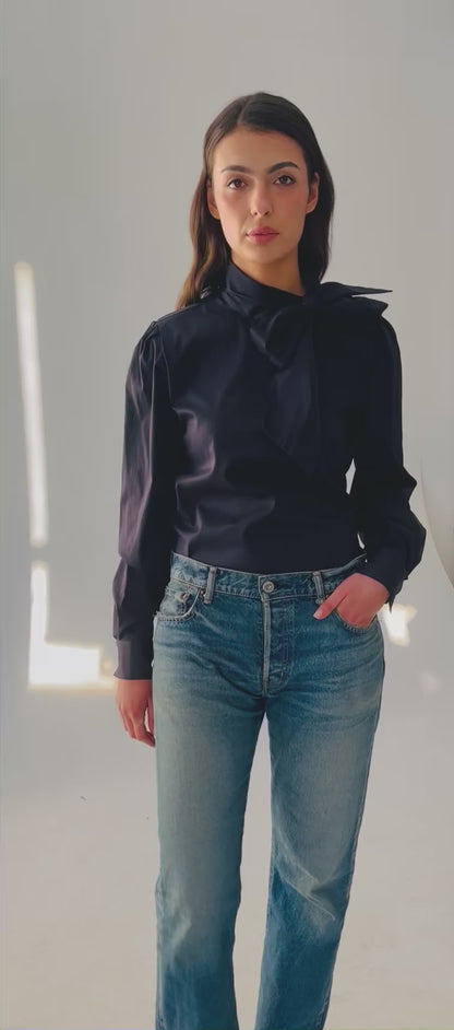 The Alessandra in Navy