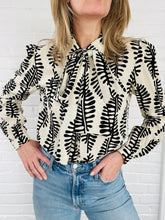 Load image into Gallery viewer, The Matisse Zoe blouse
